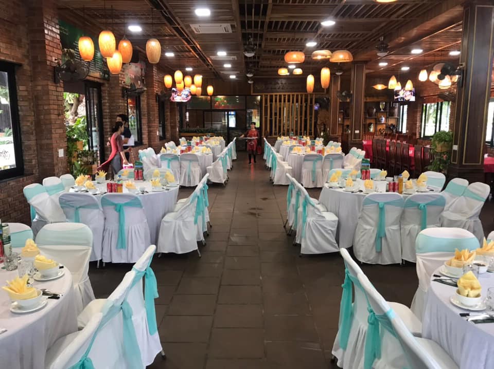 Nhận phục vụ tiệc tại nhà