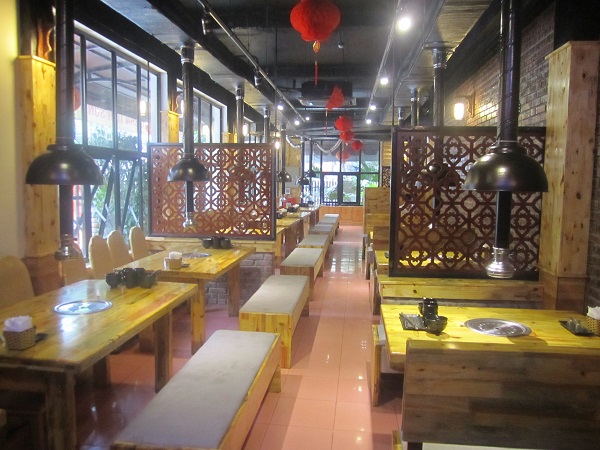 Nhà hàng Làng Việt 2